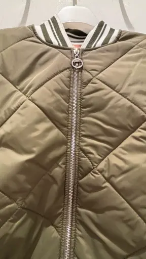 Bomber doudoune kaki. TU.36/42